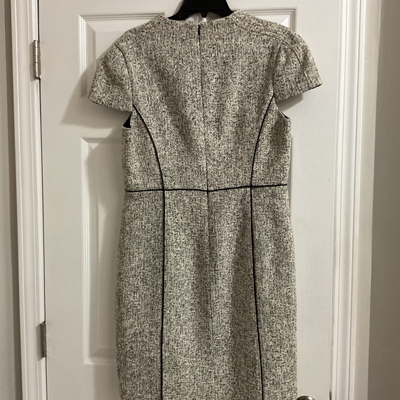 4 Collective Black/White Tweed Dress with Black Leather Piping, Size 12 - Picture 6 of 8